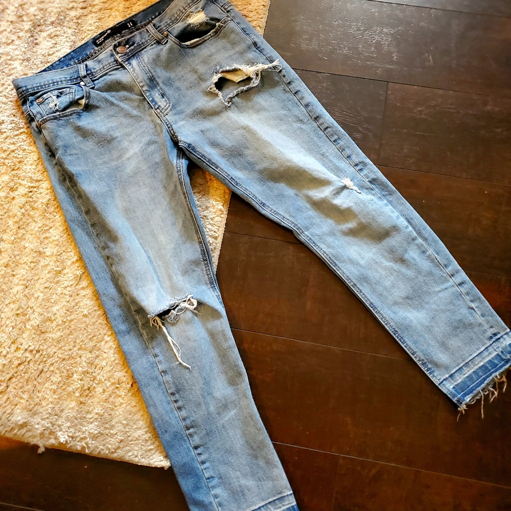 Cotton On Nineteen 91 Skinny Straight Jeans